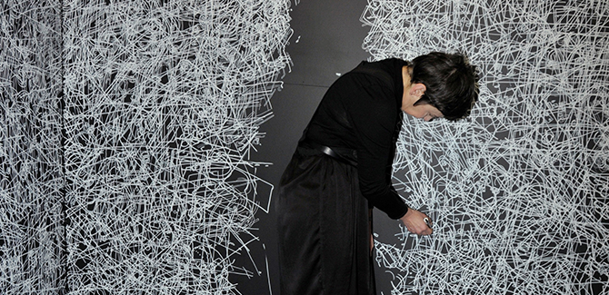 Gosia Wlodarczak, A Room Without A View 2013, an installation outcome of the17-day drawing performance at the RMIT Gallery, Melbourne, pigment marker on board, dimensions of the room: 260 x 340 x 220 cm. Photo: Longin Sarnecki. Courtesy the artist, RMIT Gallery and Fehily Contemporary, Melbourne. Gosia Wlodarczak: Found In Translation, TarraWarra Museum of Art